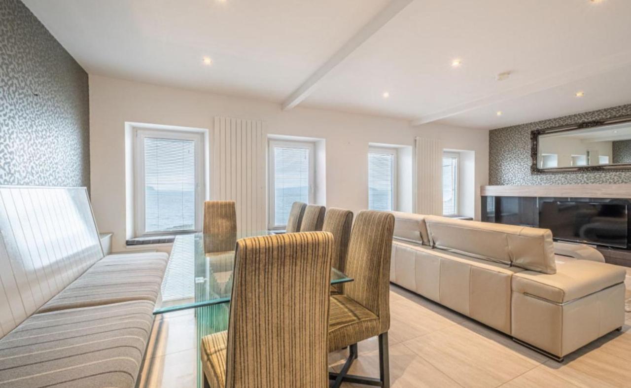 Promenade Apartment Panoramic Sea Views Portstewart Exteriör bild